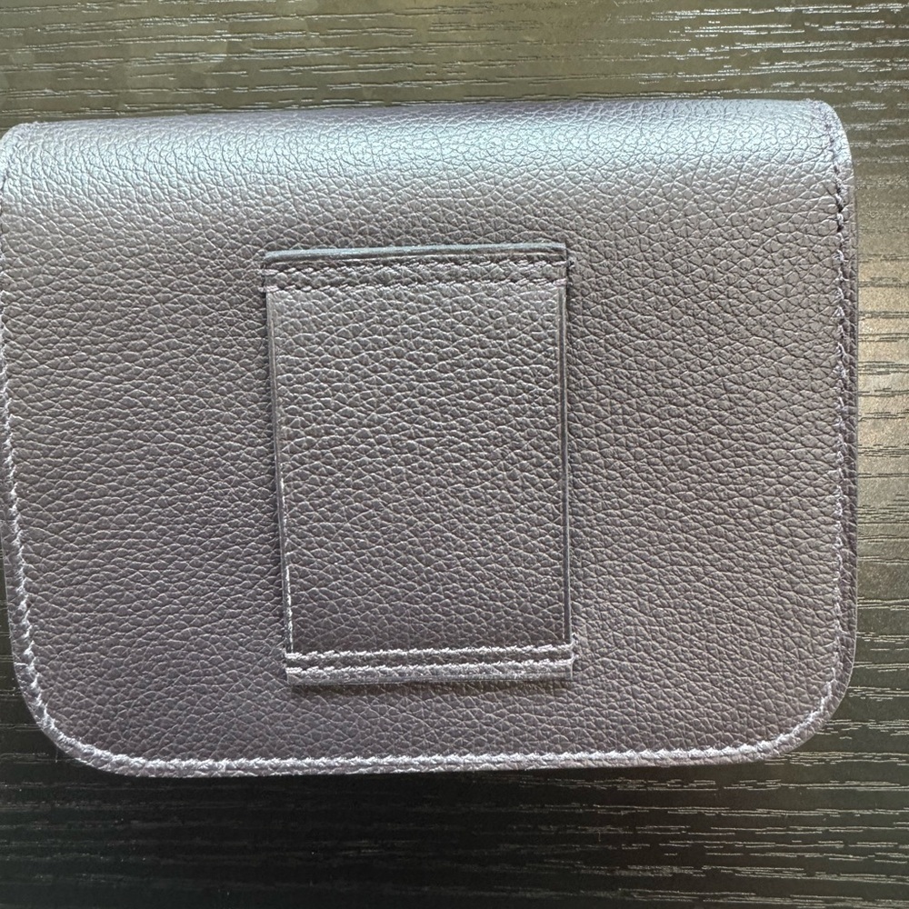 Constance Slim bicolor wallet
NEW HERMES color prunoir/rose azalée
NWT’s/box - Picture 8 of 10